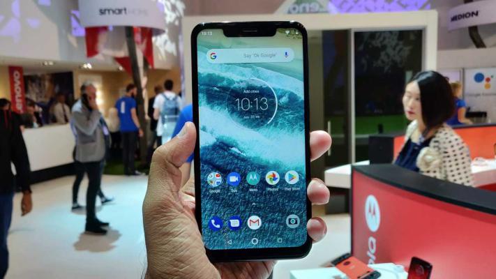 Motorola inicia a actualização do One Power para o Android 10 Motorola inicia a actualização do One Power para o Android 10