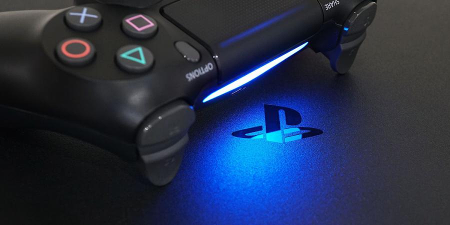 Microsoft admite que PlayStation 4 vendeu o dobro da Xbox One Microsoft admite que PlayStation 4 vendeu o dobro da Xbox One