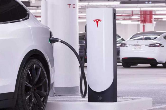 Novo “supercharger” da Tesla promete autonomia para 120km em apenas 5 minutos Novo “supercharger” da Tesla promete autonomia para 120km em apenas 5 minutos