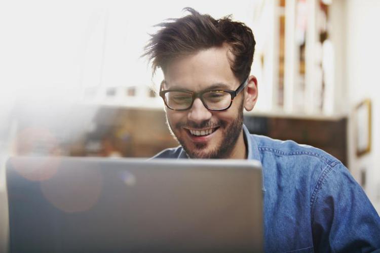 E porque não otimizar a sua rede Wi-Fi com QoS? a TP-LINK ajuda a fazê-lo E porque não otimizar a sua rede Wi-Fi com QoS? a TP-LINK ajuda a fazê-lo