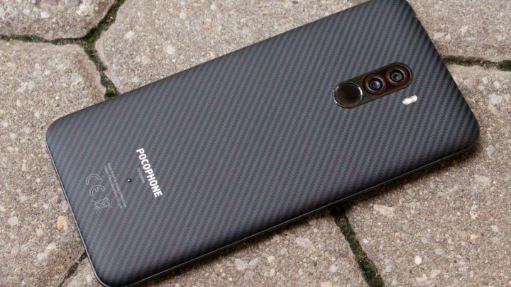 Pocophone F1 Toque fantasma