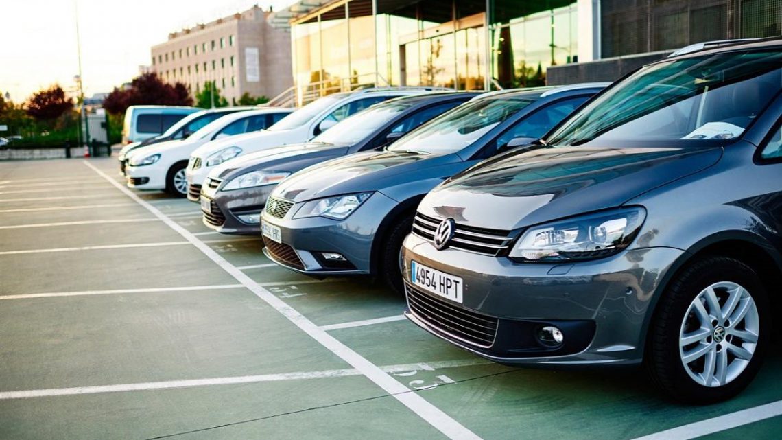 Sabe que há pessoas que alugam carros, e entregam-nos sem percorrer 1 quilometro? Sabe que há pessoas que alugam carros, e entregam-nos sem percorrer 1 quilometro?