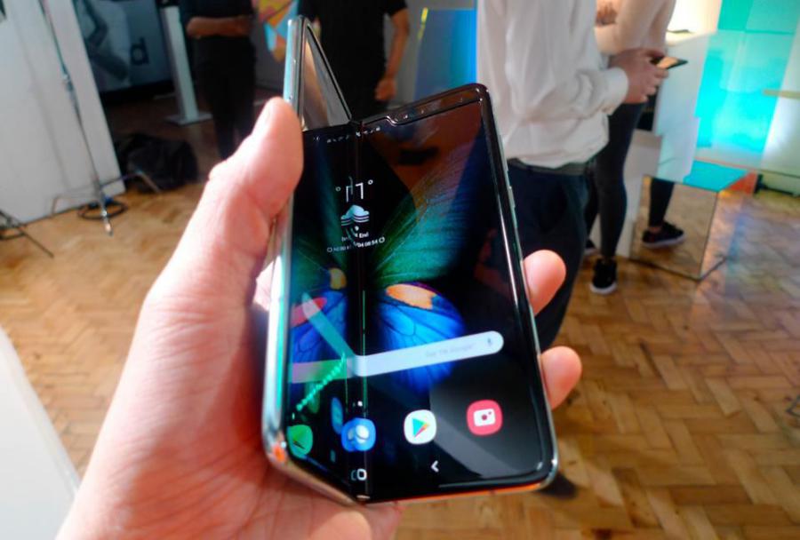 Samsung está a preparar um Galaxy Fold mais barato Samsung está a preparar um Galaxy Fold mais barato