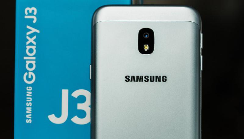 Samsung Galaxy J3 (2017) começa a receber a actualização para o Android Pie Samsung Galaxy J3 (2017) começa a receber a actualização para o Android Pie