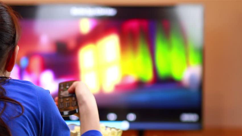 FBI emite alerta sobre os riscos das TVs com câmara FBI emite alerta sobre os riscos das TVs com câmara