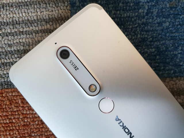 Nokia 6.1 começa a ser actualizado para o Android 10 Nokia 6.1 começa a ser actualizado para o Android 10