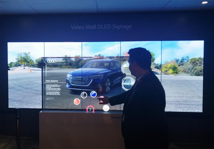 Transparent OLED Touch eleva a tecnologia revolucionária da LG ao século XXII Transparent OLED Touch eleva a tecnologia revolucionária da LG ao século XXII