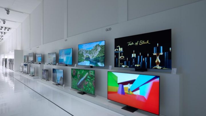 Samsung QLED 8K 240Hz