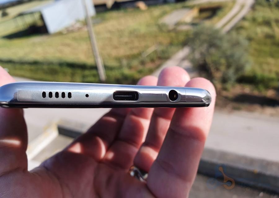 Tal como a Apple, Samsung poderá deixar de enviar um carregador com os novos smartphones Tal como a Apple, Samsung poderá deixar de enviar um carregador com os novos smartphones