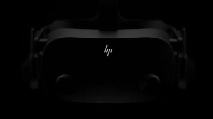 Virtual Reality HMD