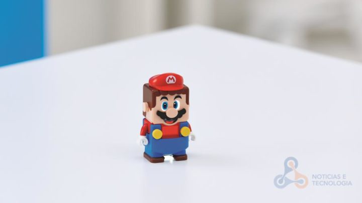 LEGO Super Mario