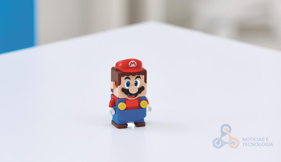 LEGO Super Mario