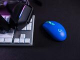 Logitech G733