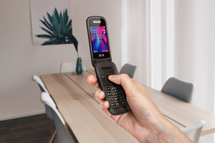 Velvet é um novo telemóvel de bolso da SPC Velvet é um novo telemóvel de bolso da SPC
