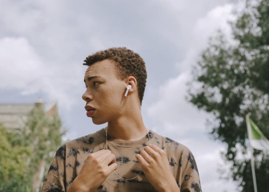 OnePlus revela novos fones de ouvido, os Oneplus Buds Z OnePlus revela novos fones de ouvido, os Oneplus Buds Z