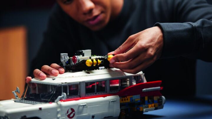 LEGO Ghostbusters ECTO-1