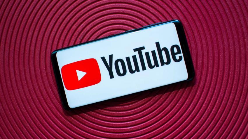 Youtube é na verdade uma plataforma de publicidade com alguns vídeos Youtube é na verdade uma plataforma de publicidade com alguns vídeos