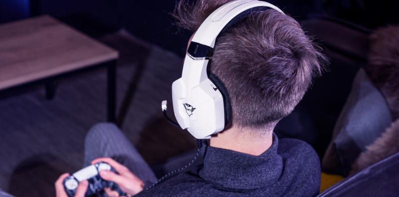 Trust revela a sua nova gama de acessórios para a PlayStation 5 Trust revela a sua nova gama de acessórios para a PlayStation 5