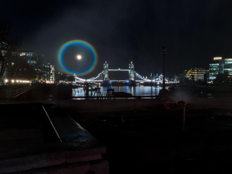 OnePlus ilumina o céu nocturno com o primeiro arco-íris lunar fotografado pelo OnePlus 9 OnePlus ilumina o céu nocturno com o primeiro arco-íris lunar fotografado pelo OnePlus 9