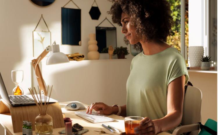 Logitech destaca a sua Linha de produtos Ergo para quem está em teletrabalho Logitech destaca a sua Linha de produtos Ergo para quem está em teletrabalho