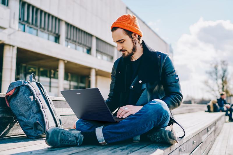 Acer anuncia um novo Notebook e Tablet ENDURO Urban Acer anuncia um novo Notebook e Tablet ENDURO Urban
