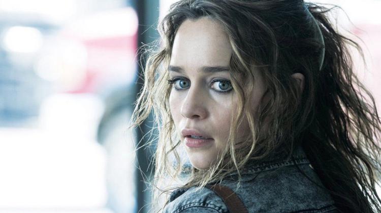 Emilia Clarke está de volta em “Acima de Qualquer Suspeita” Emilia Clarke está de volta em “Acima de Qualquer Suspeita”