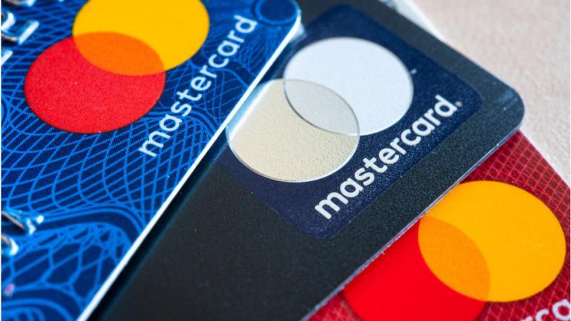 Mastercard diz adeus às fitas magnéticas dos cartões de pagamento Mastercard diz adeus às fitas magnéticas dos cartões de pagamento