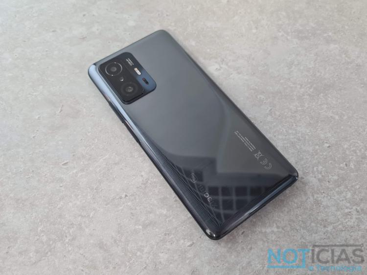 Xiaomi 11T é o mais recente equipamento a receber a versão global do MIUI 13 baseado no Android 12 Xiaomi 11T é o mais recente equipamento a receber a versão global do MIUI 13 baseado no Android 12