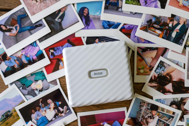 Fujifilm anuncia a instax Link WIDE: a sua nova Impressora para Smartphone Fujifilm anuncia a instax Link WIDE: a sua nova Impressora para Smartphone