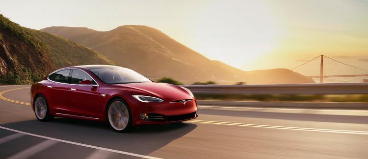 Tesla faz Recall a 500 mil Model S e Model 3 Tesla faz Recall a 500 mil Model S e Model 3