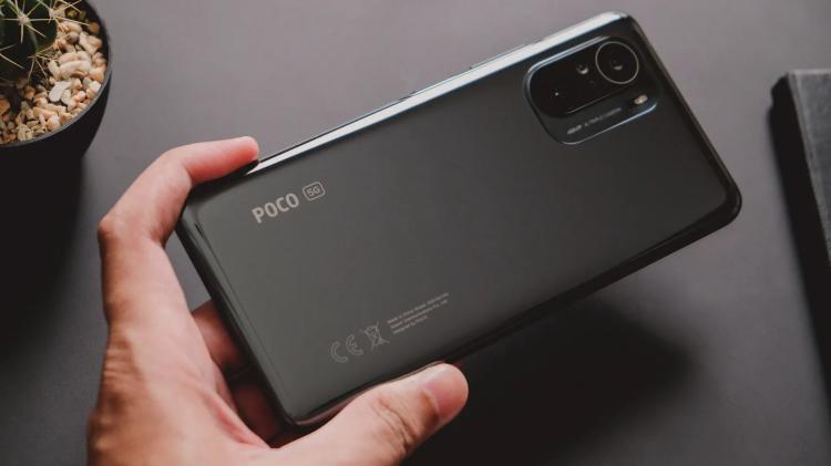 Poco F4 GT