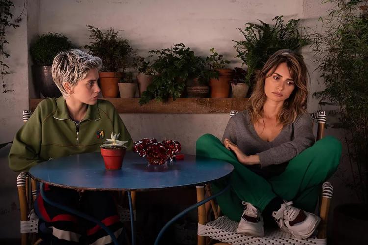 Mães Paralelas, de Pedro Almodóvar com Penélope Cruz, estreia hoje na televisão em Portugal Mães Paralelas, de Pedro Almodóvar com Penélope Cruz, estreia hoje na televisão em Portugal