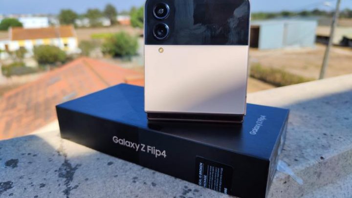 Galaxy Z Flip4