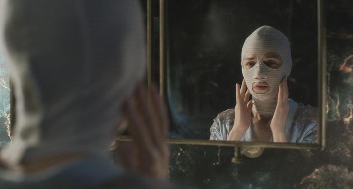 Terror e suspense são os ingredientes de Goodnight Mommy, um filme que estreou hoje com Naomi Watts Terror e suspense são os ingredientes de Goodnight Mommy, um filme que estreou hoje com Naomi Watts