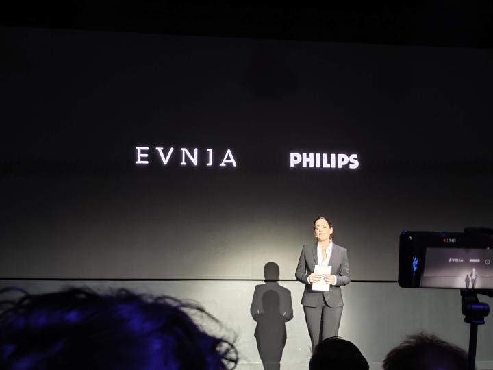 Philips anuncia o novo Evnia 27M2C5500W: O monitor perfeito para os jogadores Philips anuncia o novo Evnia 27M2C5500W: O monitor perfeito para os jogadores