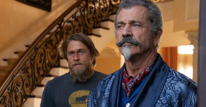 Crime em Hollywood com Mel Gibson e Charlie Hunnam estreia hoje na televisão em Portugal Crime em Hollywood com Mel Gibson e Charlie Hunnam estreia hoje na televisão em Portugal