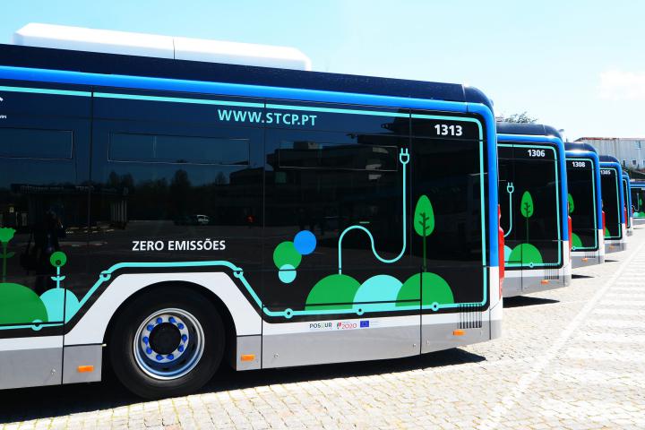 Passageiros da STCP já podem fazer pagamento por MB WAY Passageiros da STCP já podem fazer pagamento por MB WAY