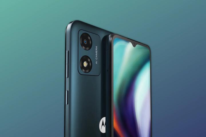 Motorola anuncia o novo Moto E13 por pouco mais de 100 euros Motorola anuncia o novo Moto E13 por pouco mais de 100 euros