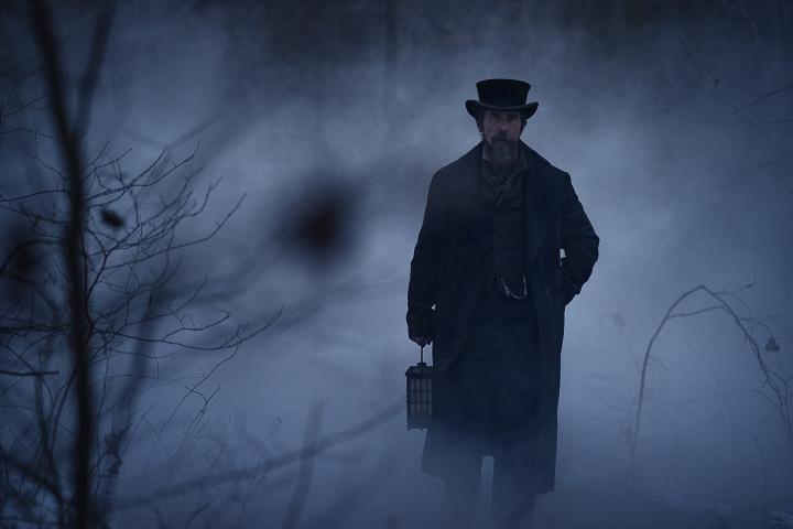 Os Olhos de Allan Poe: Thriller policial com Christian Bale estreia hoje na Netflix Os Olhos de Allan Poe: Thriller policial com Christian Bale estreia hoje na Netflix