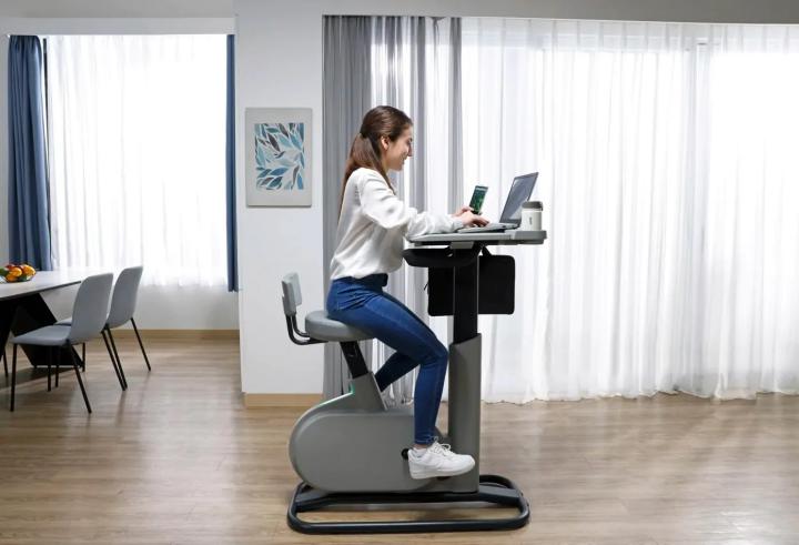 Acer eKinekt Bike Desk: Transforme as suas pedaladas em energia para carregar o computador ou smartphone Acer eKinekt Bike Desk: Transforme as suas pedaladas em energia para carregar o computador ou smartphone