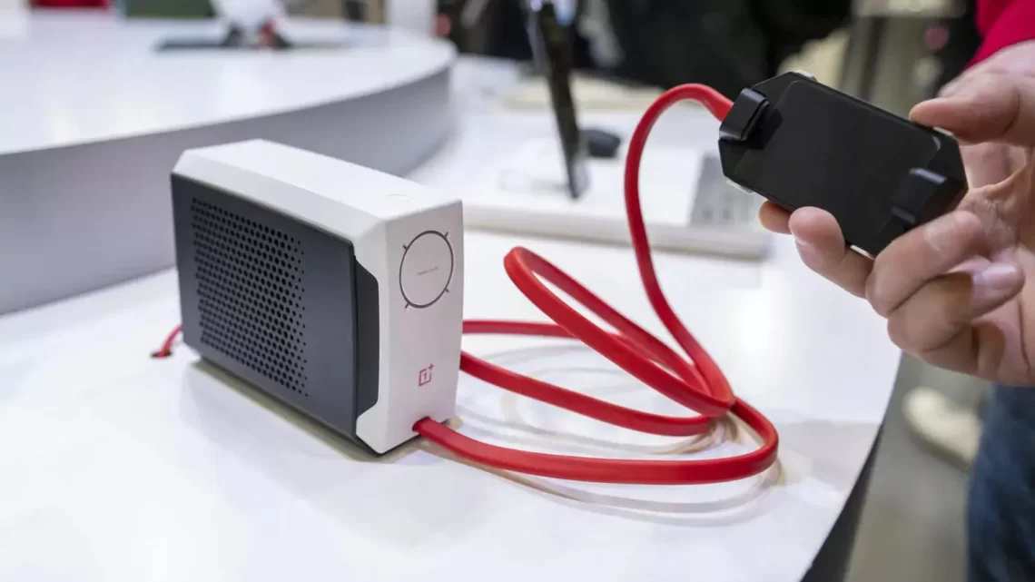 Oneplus apresenta sistema de refrigeração liquida para qualquer smartphone Oneplus apresenta sistema de refrigeração liquida para qualquer smartphone