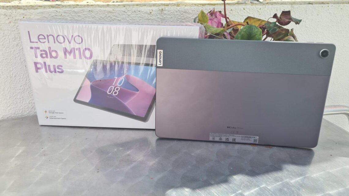 Análise Lenovo Tab M10 Plus (Gen 3): Um tablet de baixo custo Análise Lenovo Tab M10 Plus (Gen 3): Um tablet de baixo custo