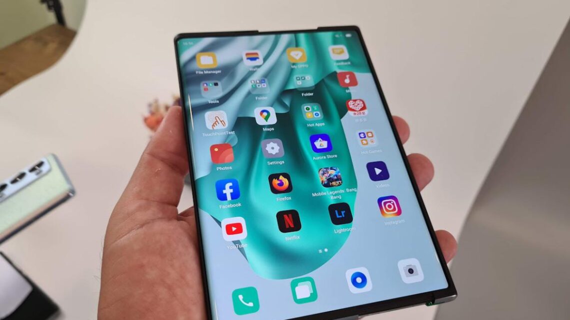 OPPO patenteia smartphone com ecrã enrolável que já testei em 2021 OPPO patenteia smartphone com ecrã enrolável que já testei em 2021