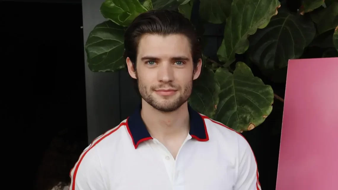 David Corenswet será o novo Superman David Corenswet será o novo Superman