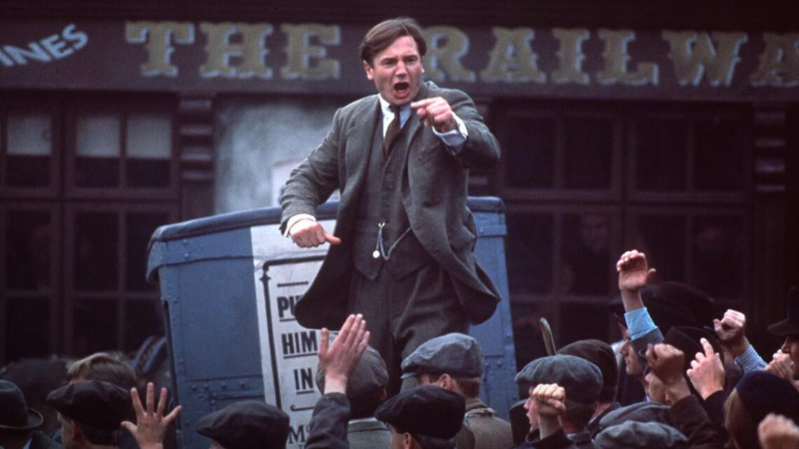 Michael Collins, com Liam Neeson e Julia Roberts, chegou ao HBO Max Michael Collins, com Liam Neeson e Julia Roberts, chegou ao HBO Max