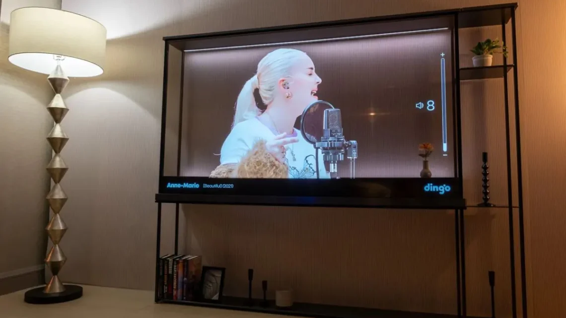 LG lança a sua primeira smart TV transparente LG lança a sua primeira smart TV transparente
