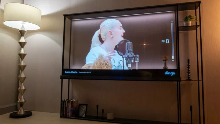 smart TV transparente